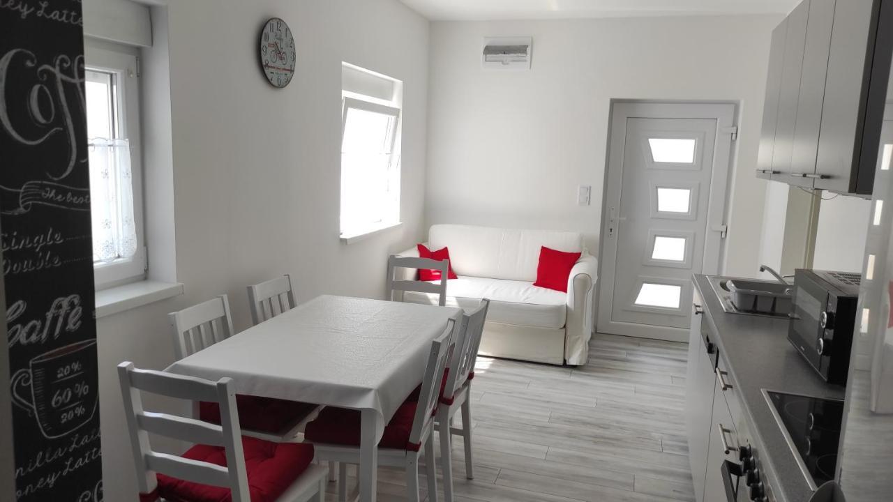 Bamboo Apartman Siofok Ngoại thất bức ảnh